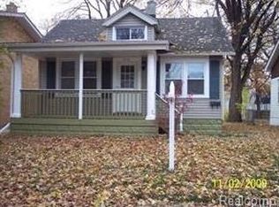 574 E Lewiston Ave, Ferndale, MI
