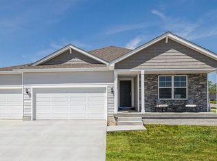 Neuville Plan, Creekview Estates, Polk City, IA 50226