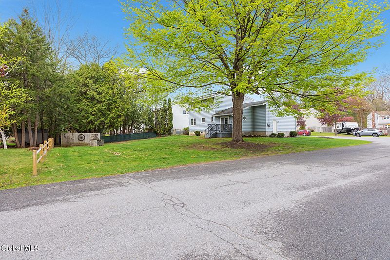 5th image of 3 Frederick Drive