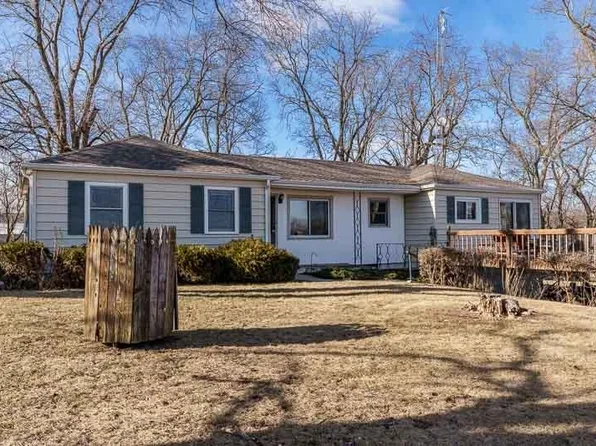 2686 Lundgren Rd, Pecatonica, IL 61063