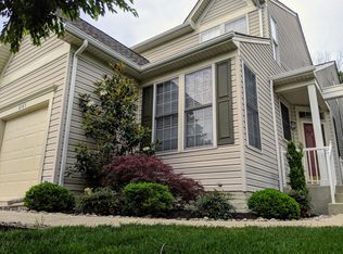 6565 Creek Run Dr, Centreville, VA 20121