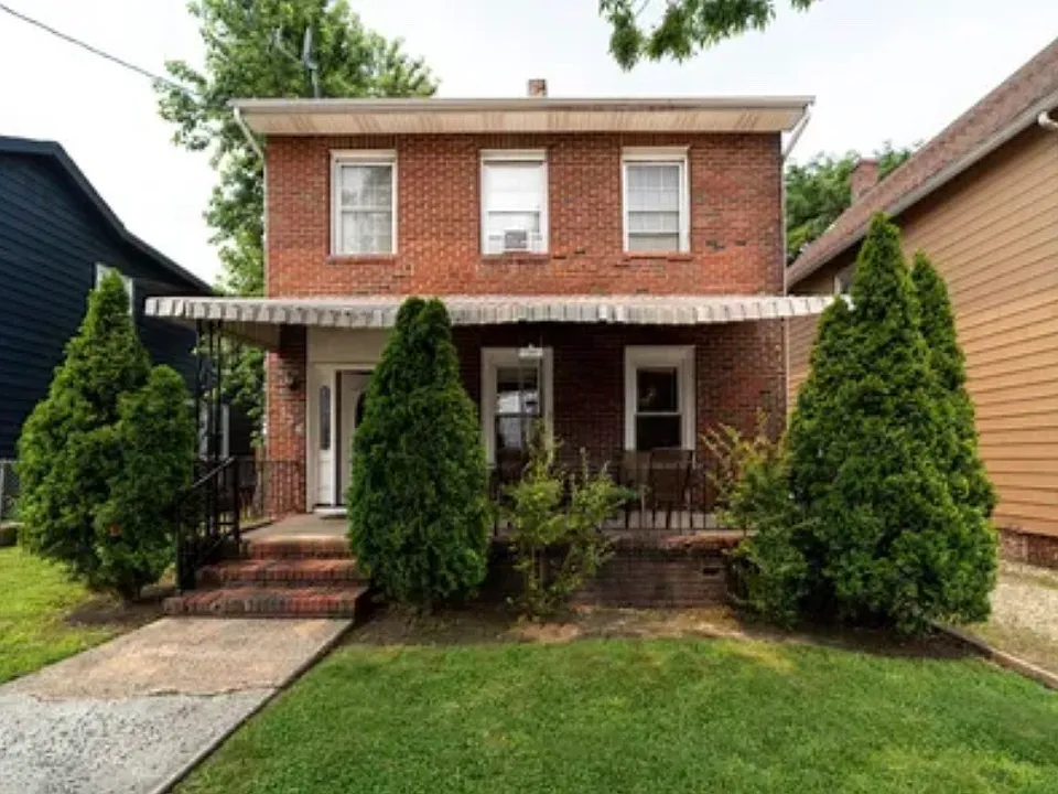 118 George St