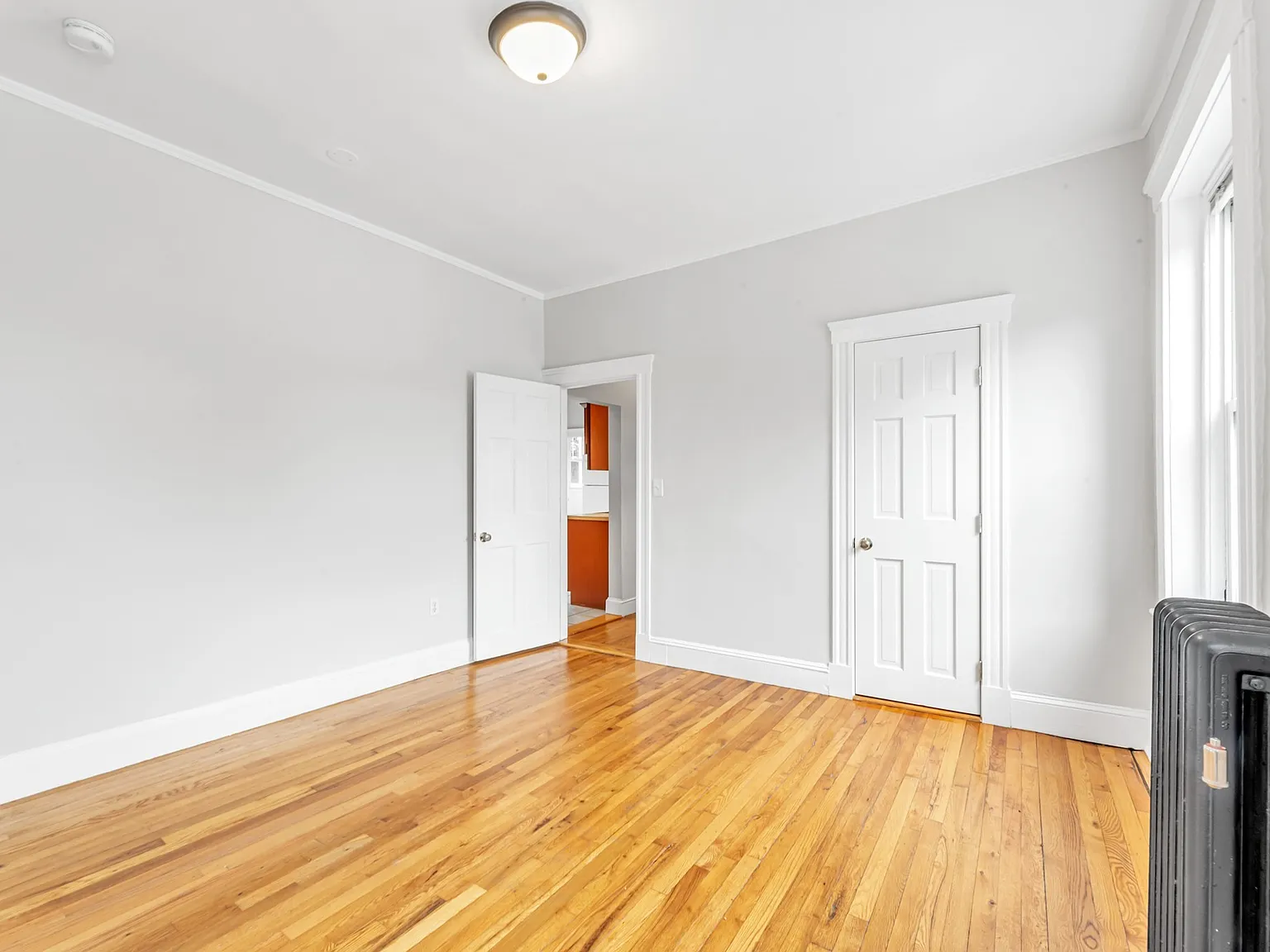 2 bed, 1.0 bath, 1100 sqft, $3,095 — Photo 4