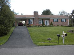 7113 Meadowbrook Rd, Lynchburg, VA 24502