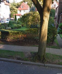 78 Avenue, Forest Hills, NY, 11375