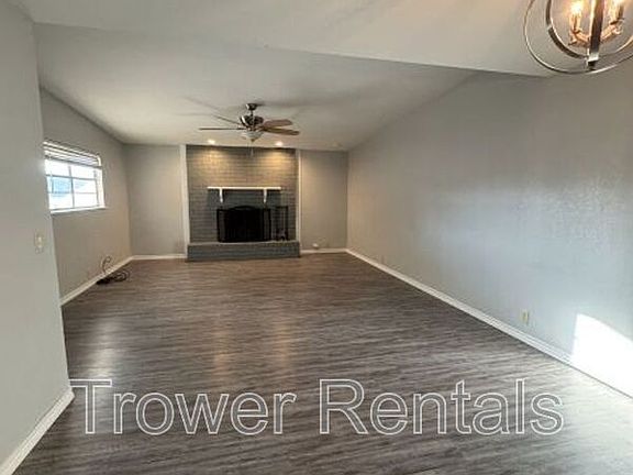5th image of 4120 Lynbrook Ave