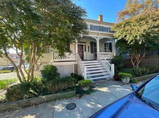 1 Royal St SW APT E, Leesburg, VA 20175