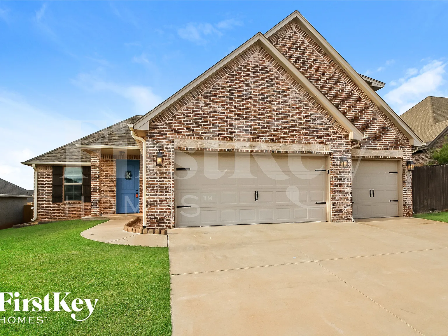 3 bed, 2.5 bath, 1895 sqft, $2,085 — Photo 1