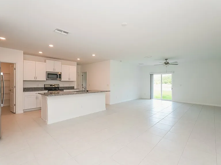 2037 Skybrooke Blvd — Photo 5
