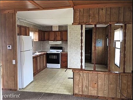 2nd image of 1208 Oak St #1208OAK6