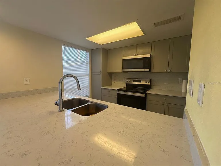 4033 Henley Rd #1707 — Photo 37