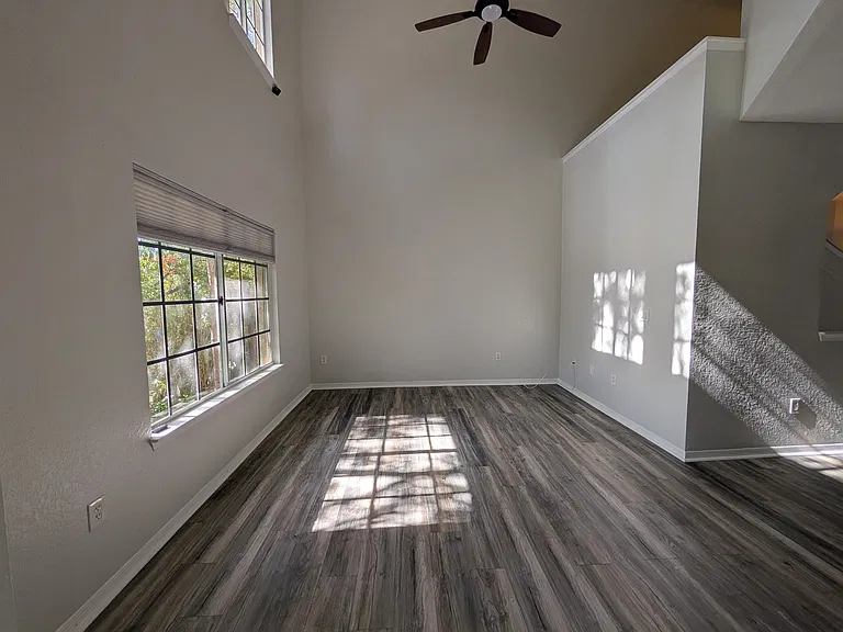 5202 Hampton Beach Pl — Photo 4