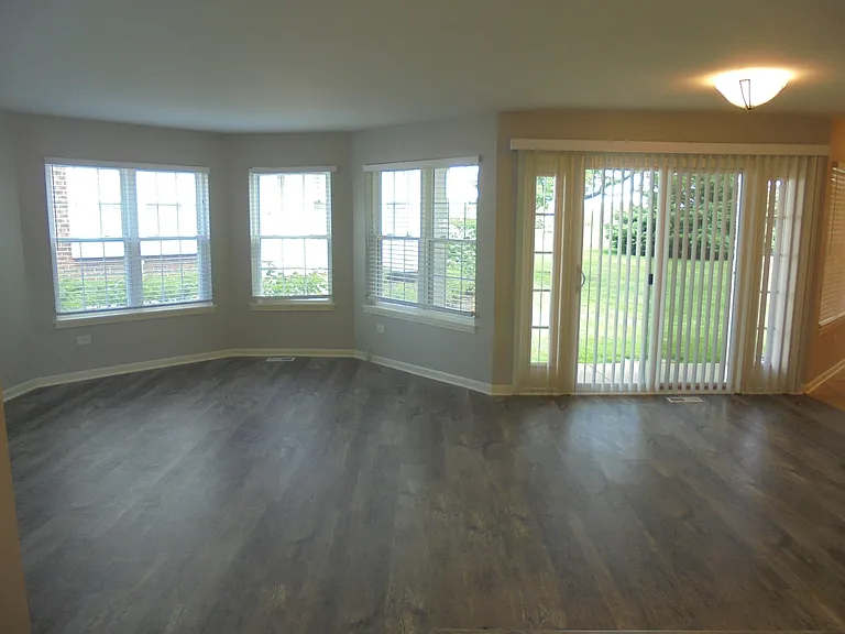 1122 Saint Andrews Ct #1122 — Photo 7