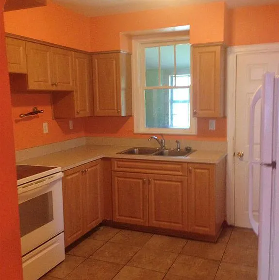 115 Longfellow Blvd — Photo 5