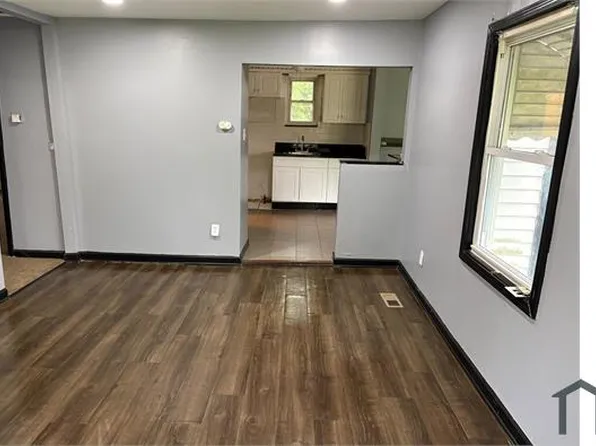 4030 Allen St, Inkster, MI 48141
