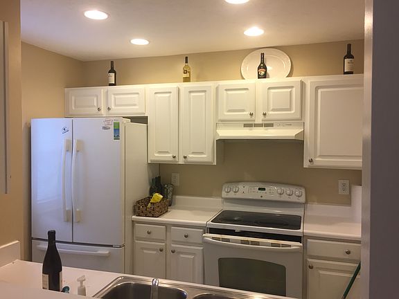 4th image of 4233 Spyglass Hl