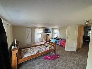 5th image of 310 Western Ave