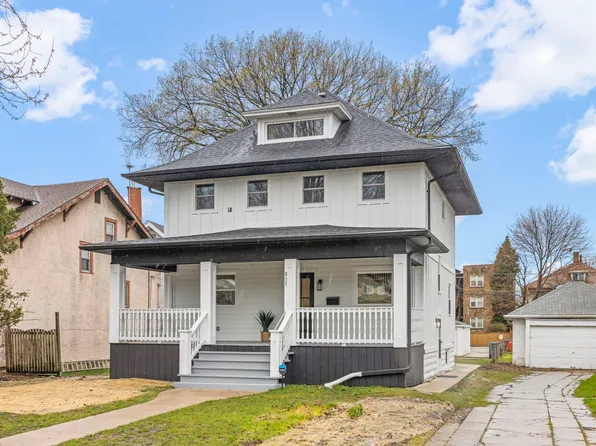 837 Wisconsin Ave, Oak Park, IL 60304