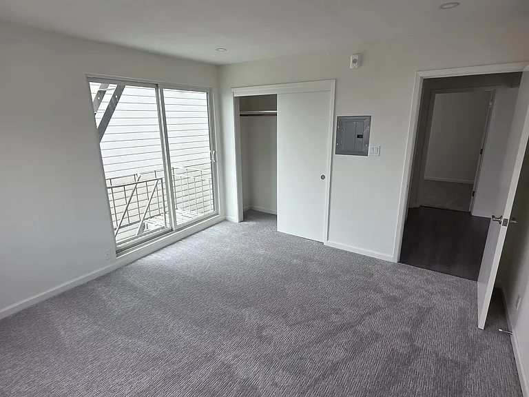 830 Corbett Ave #201 — Photo 9