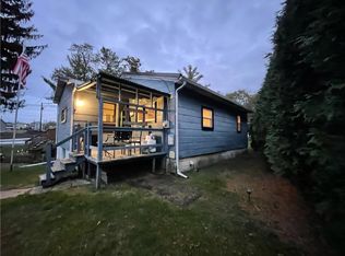 1007 S Center Ave, Somerset, PA 15501