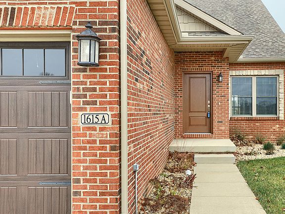3rd image of 1615 Delane Dr Unit A