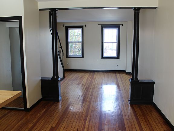 5th image of 424 W Girard Ave #2nd