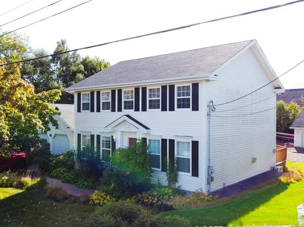 16 Heneys Pond Road, Bay Roberts, NL A0A1G0