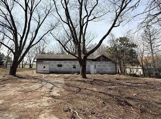 3230 South Oakhill Avenue, Janesville, WI