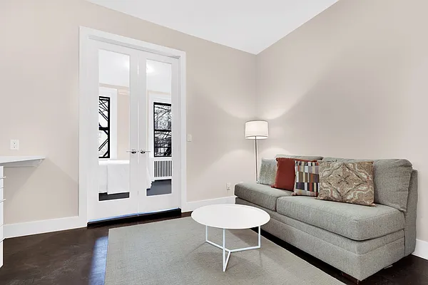 Rented by Cooper & Cooper Real Estate | media 20