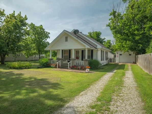 161 E Main Street, Goodman, MO 64843