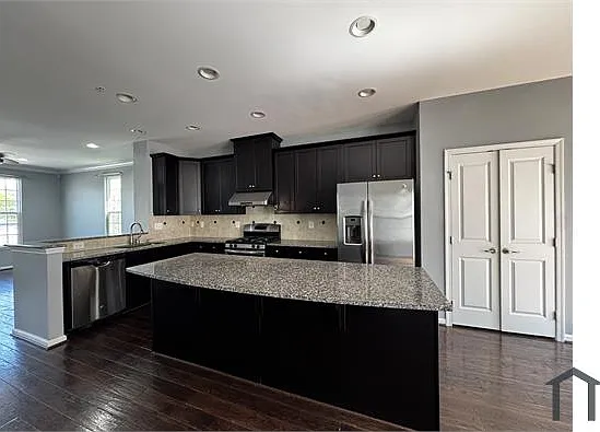 8058 Locust Mill St — Photo 1
