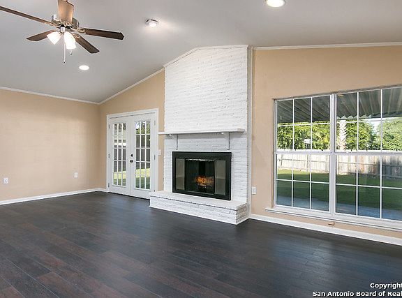 4th image of 12730 El Marro St