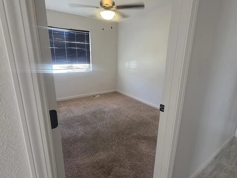 1014 De La Vista Pl — Photo 14