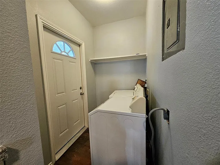 5311 Richard Ave — Photo 16