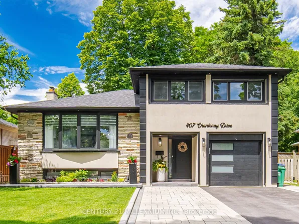 407 Chantenay Dr, Mississauga, ON L5A 1E9