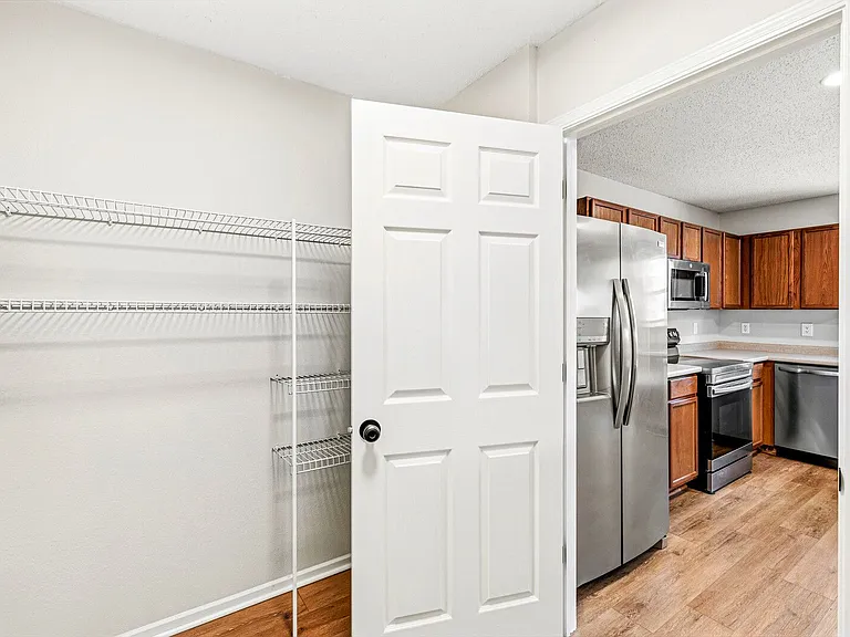 6890 W Stansbury Blvd — Photo 31