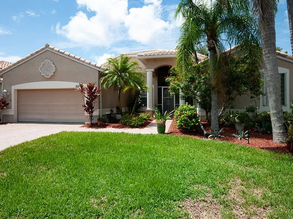 20408 Foxworth Cir, Estero, FL 33928