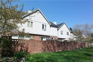 1st image of 13408 Larchmere Blvd #402