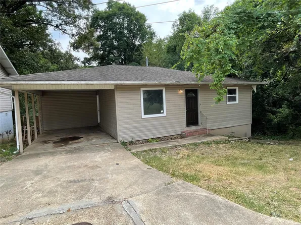 1208 Apple St, Poplar Bluff, MO 63901