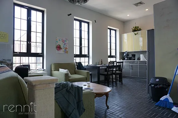 Rented by Rennit Inc. | media 38