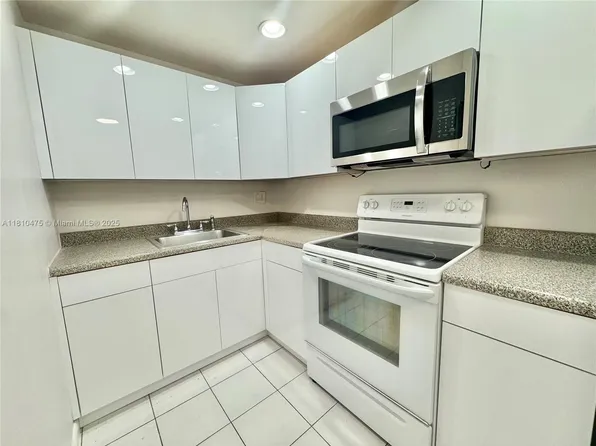 200 S Birch Rd APT 304, Fort Lauderdale, FL 33316