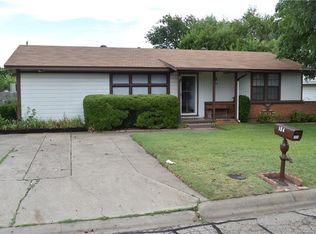 104 Wren Ct, Cleburne, TX 76033