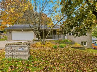 7910 Banks Path, Inver Grove Heights, MN 55077