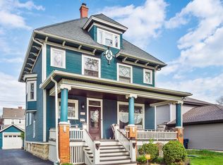 607 N Catherine Ave, La Grange Park, IL 60526