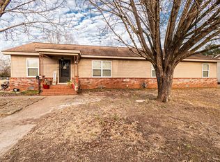 207 Tabor Ave, East Camden, AR 71701