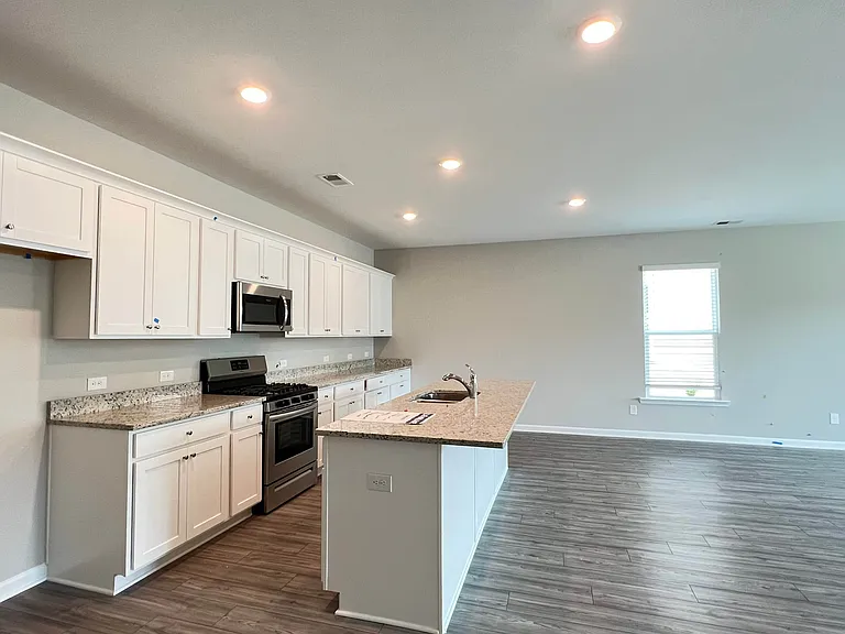 292 Grey Falcon Ave — Photo 37