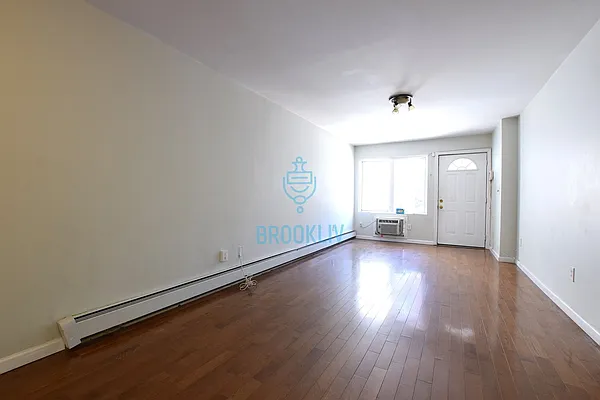 Rented by null | media 14