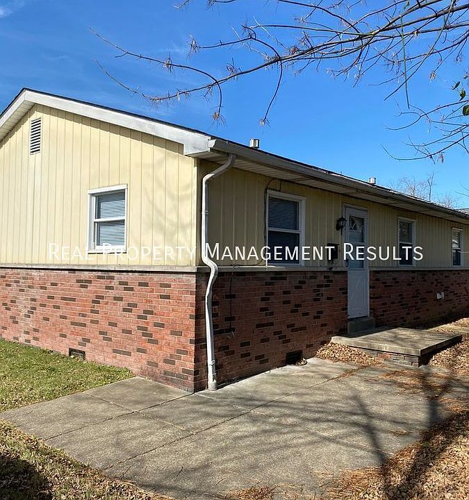 1st image of 3019-3021 Hartmetz Ave #3019