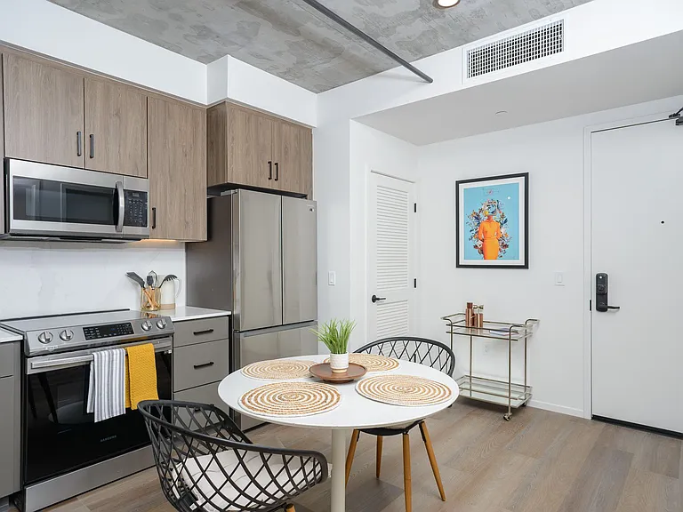 Secoya Apartments — Photo 11