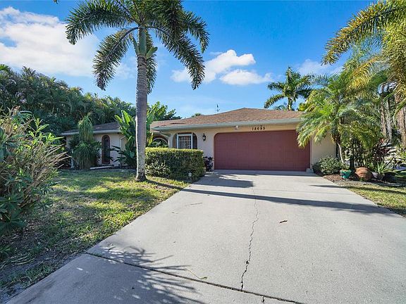 3rd image of 18685 Lake Worth Blvd